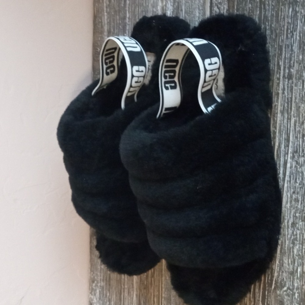 UGG FLUFF YEAH SLIDE BLACK SLINGBACK SHOES SLIPPERS SIZE WOMEN 5